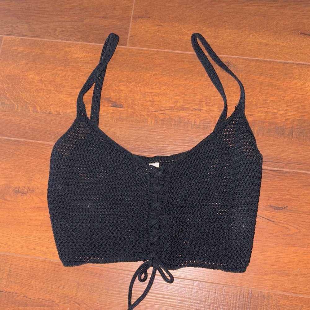 Aritzia Wilfred Crop Top